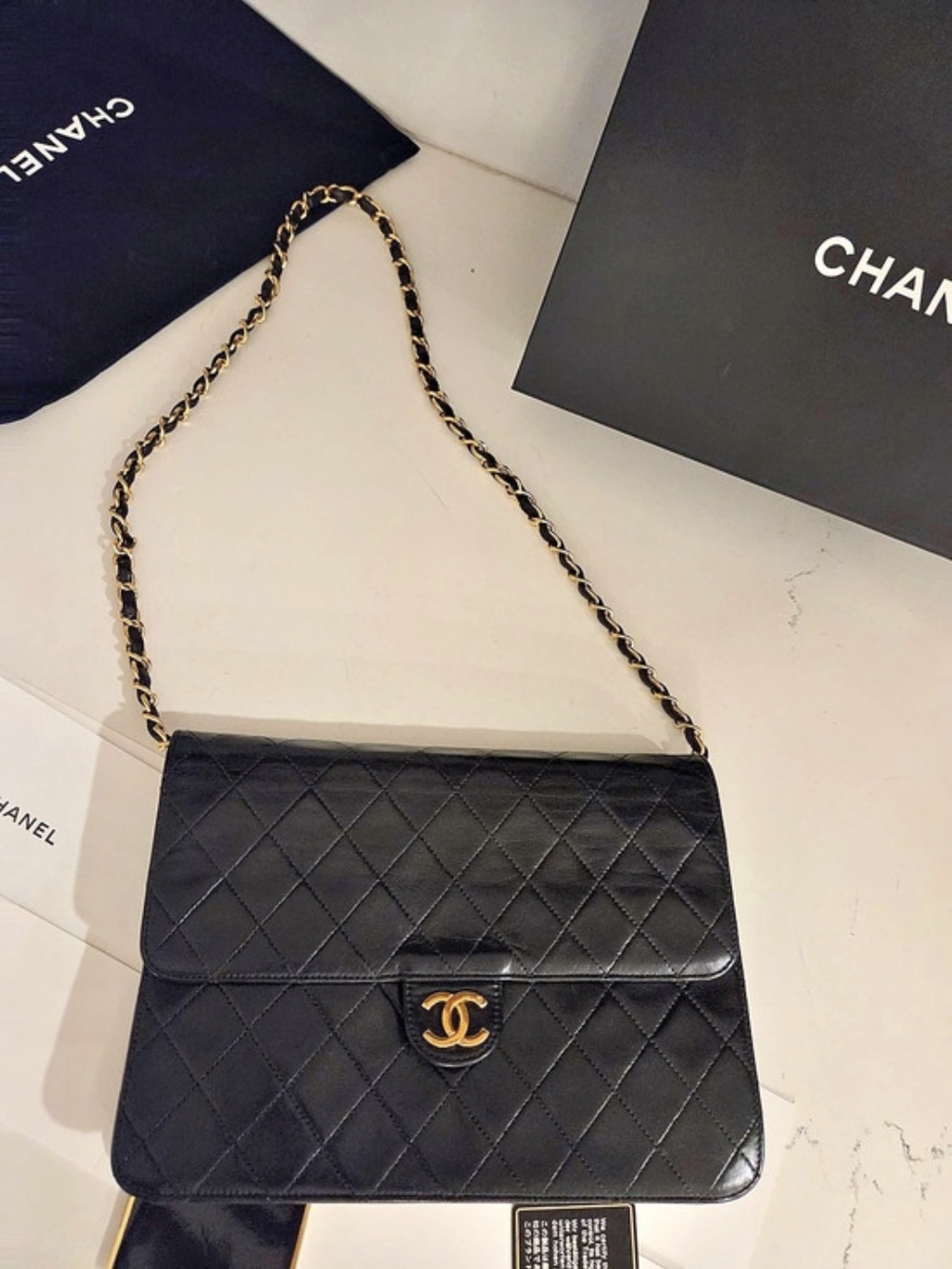 Chanel Vintage Full Flap Bag Medium Quilted Shoulder Bag. - Picture 13 of 14